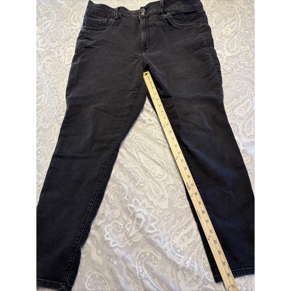 D. Jeans Women's 18W Plus Black Skinny Curve Hugging Comfy Jeans